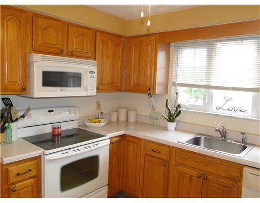 1288 Varner Road Whitehall, PA 15227 - Photo 7 of 18 Kitchen.