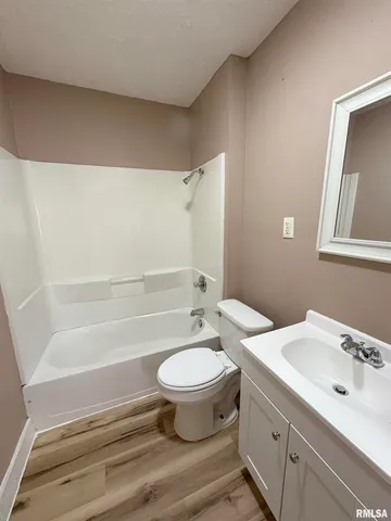 $79,900 | 1815 North Sheridan Road, Peoria, IL 61604