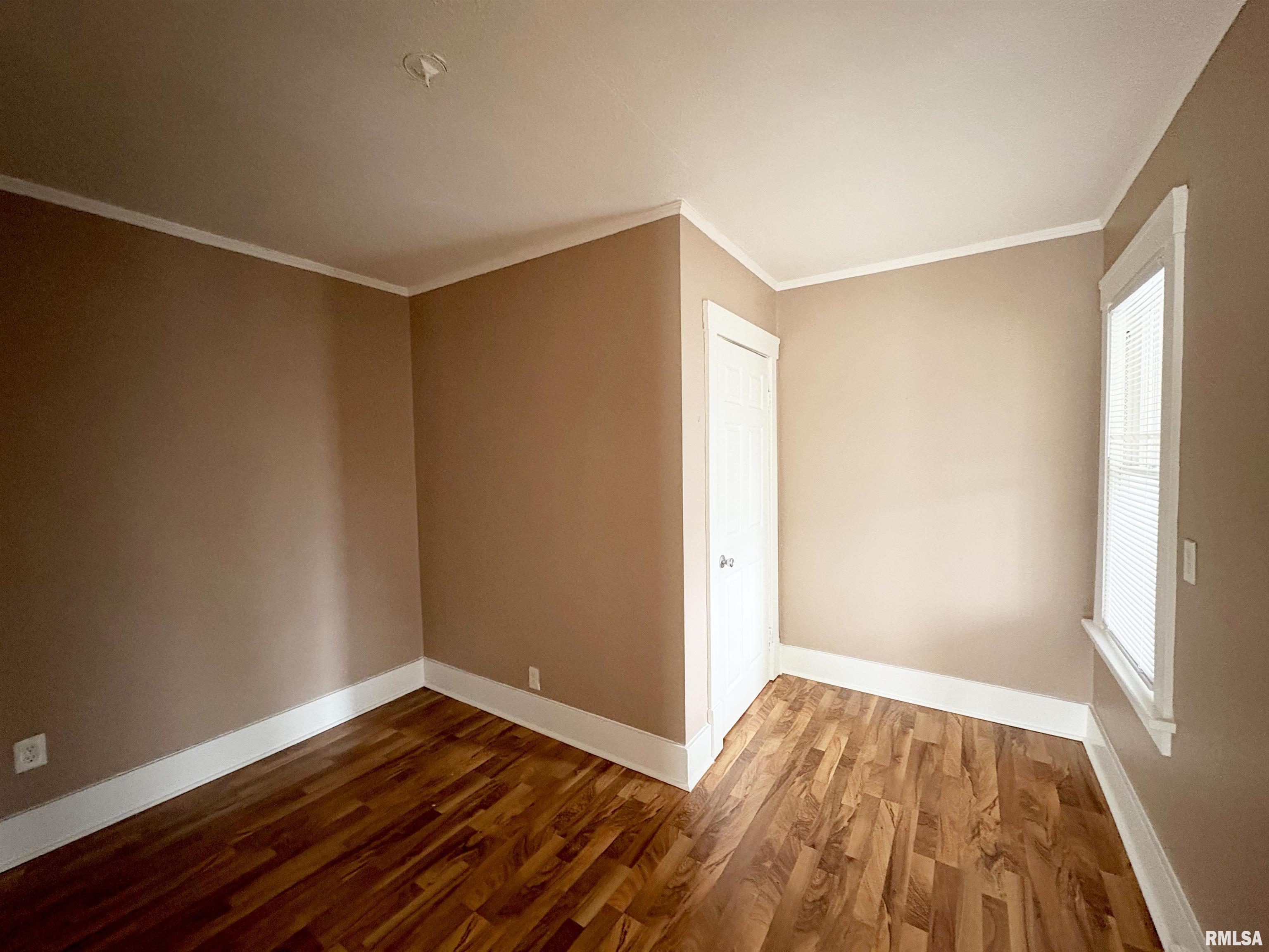 1815 North Sheridan Road Peoria, IL 61604 - Photo 22 of 35