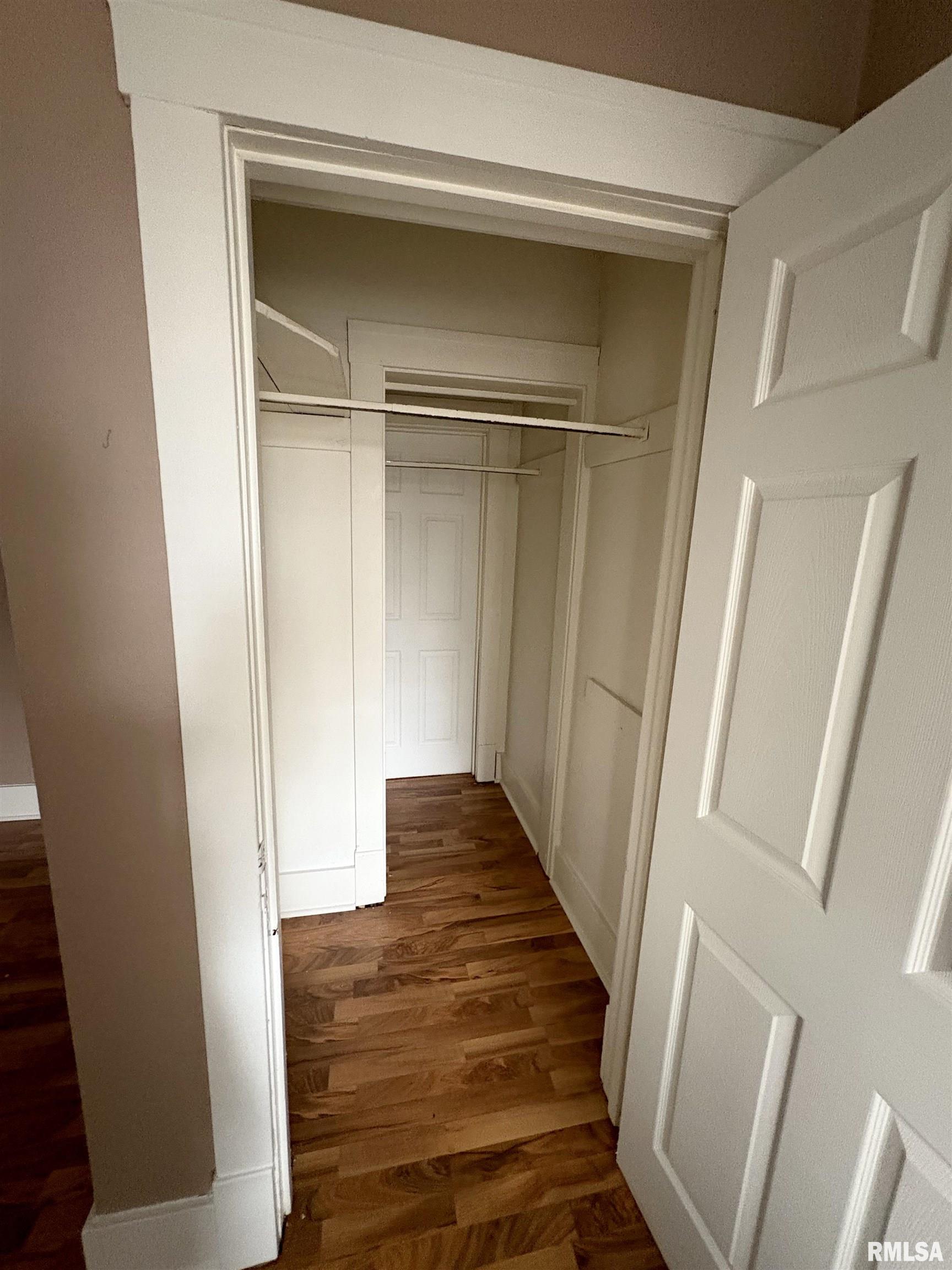 1815 North Sheridan Road Peoria, IL 61604 - Photo 24 of 35