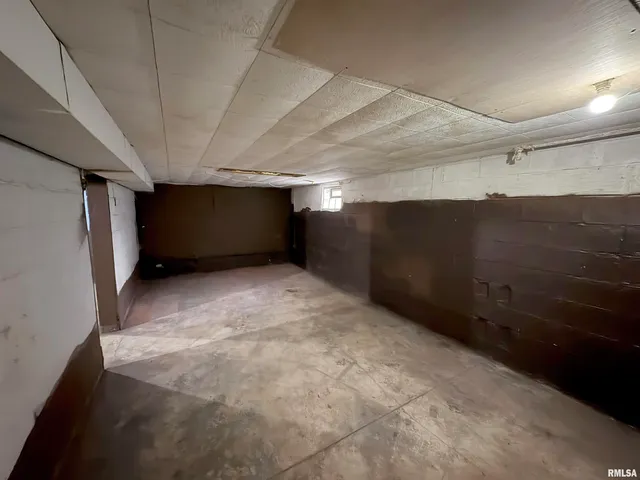 $79,900 | 1815 North Sheridan Road, Peoria, IL 61604