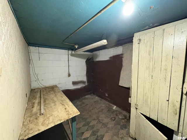 $79,900 | 1815 North Sheridan Road, Peoria, IL 61604