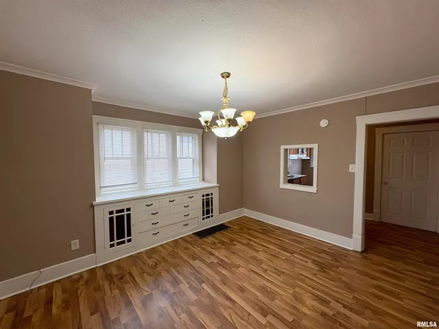 $79,900 | 1815 North Sheridan Road, Peoria, IL 61604