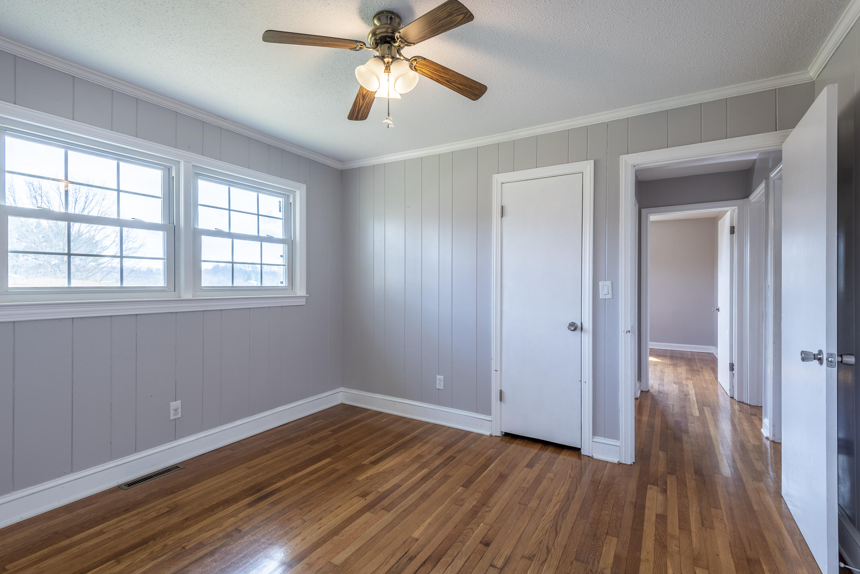 237 Sherwood Road Bristol, VA 24201 - Photo 18 of 22 19