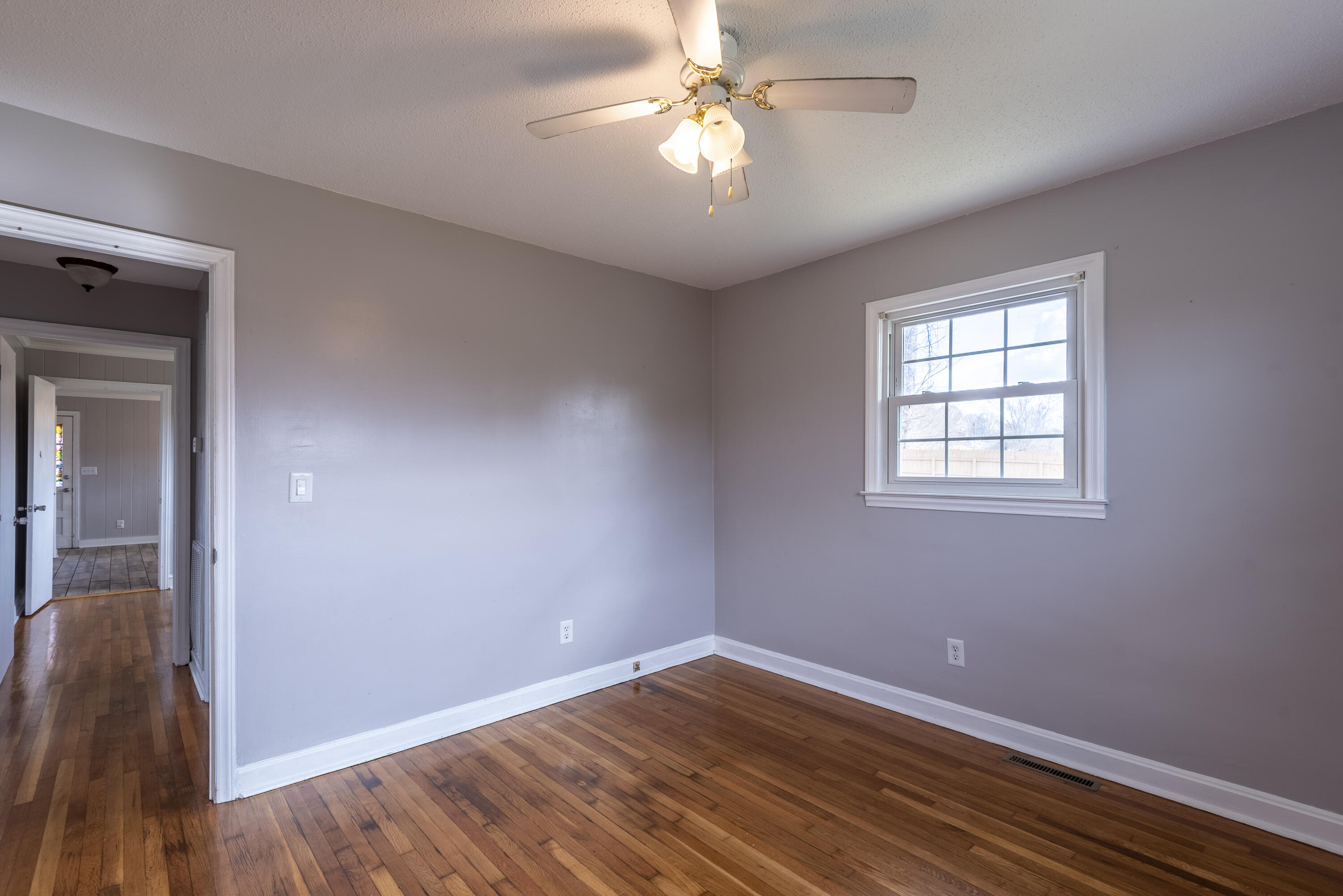 237 Sherwood Road Bristol, VA 24201 - Photo 21 of 22 15
