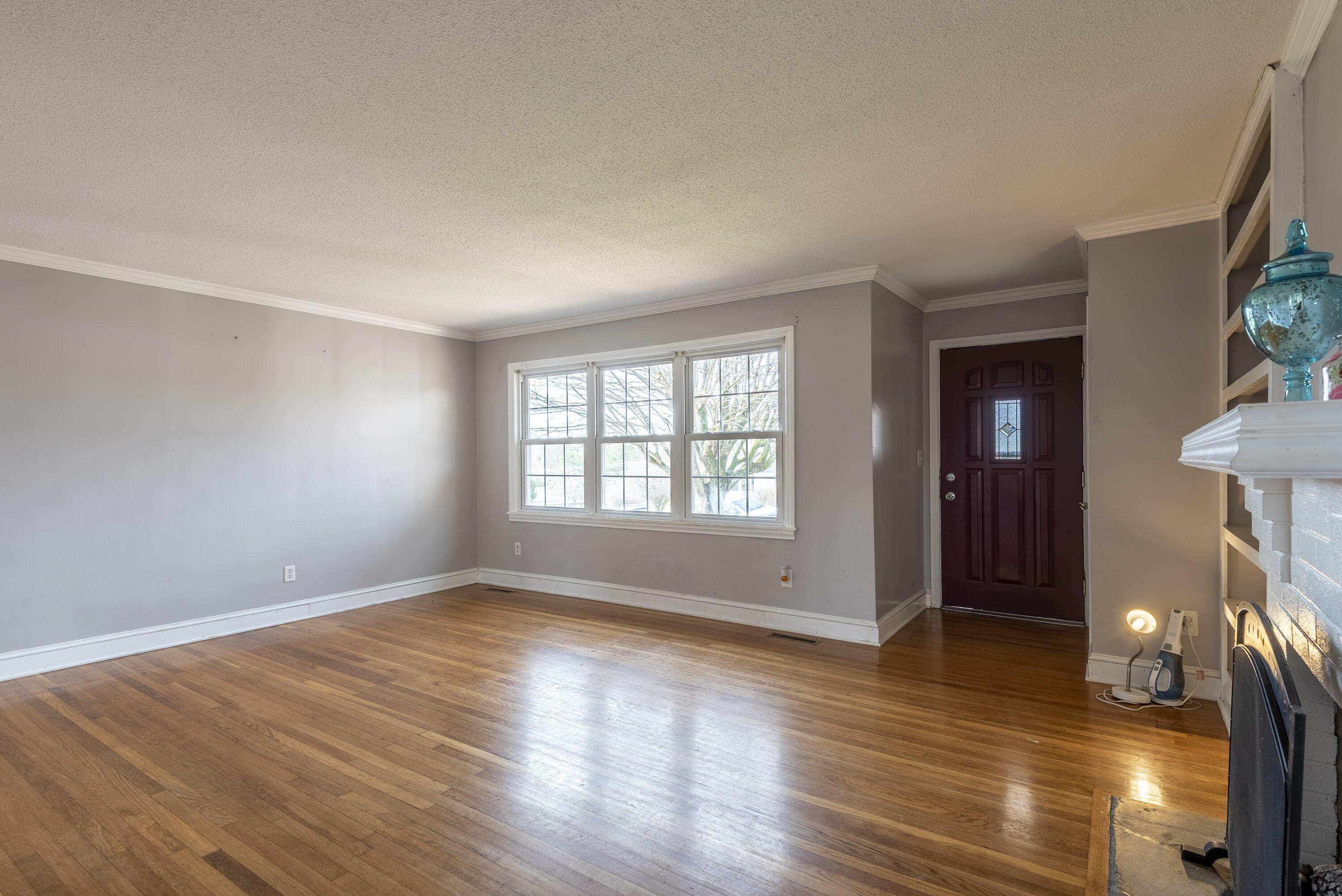 237 Sherwood Road Bristol, VA 24201 - Photo 9 of 22 237-Sherwood-Bristol-VA Matt-Smith-Realt