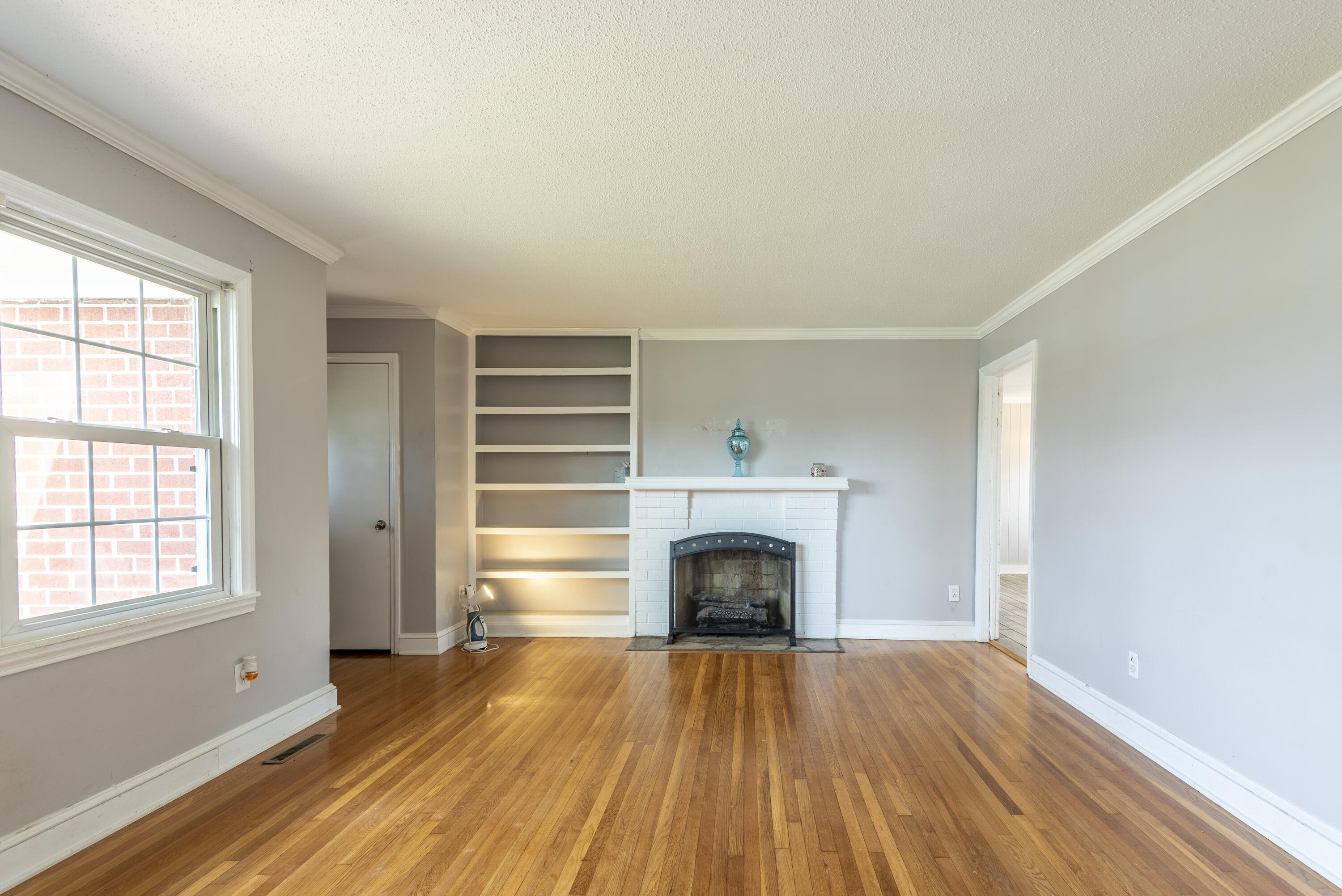 237 Sherwood Road Bristol, VA 24201 - Photo 10 of 22 237-Sherwood-Bristol-VA Matt-Smith-Realt