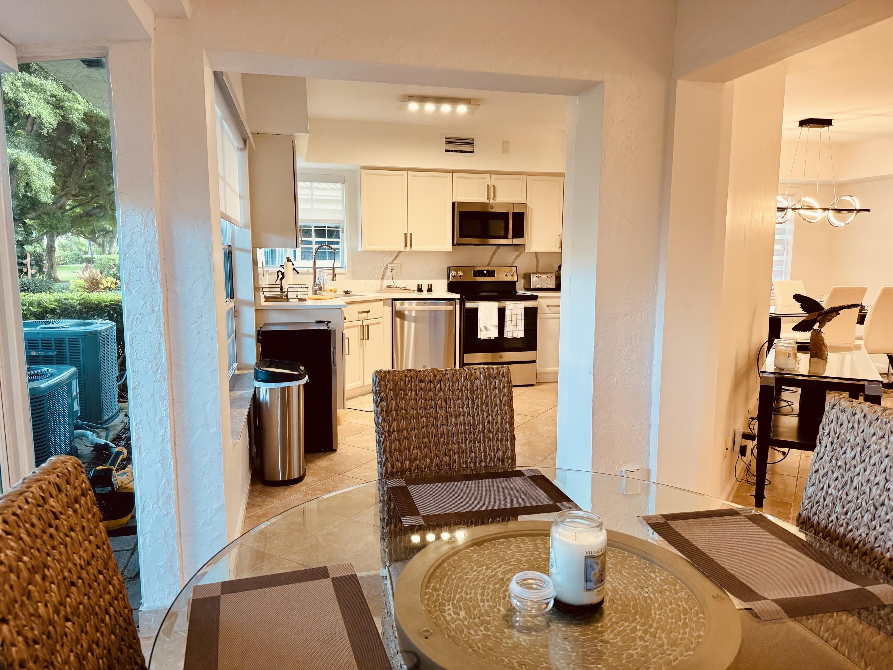 17274 Boca Club Boulevard, Unit 2308 Boca Raton, FL 33487 - Photo 5 of 37 IMG_1733