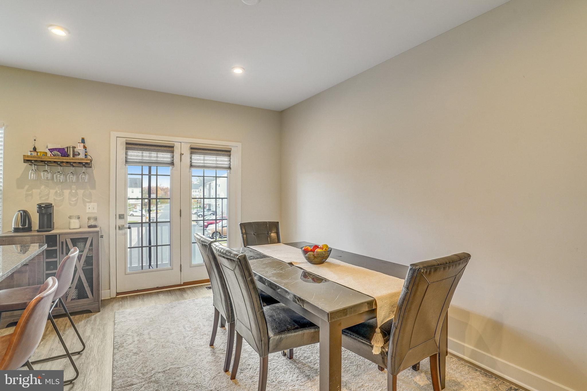 11360 Willow Green Circle Manassas, VA 20109 - Photo 8 of 22