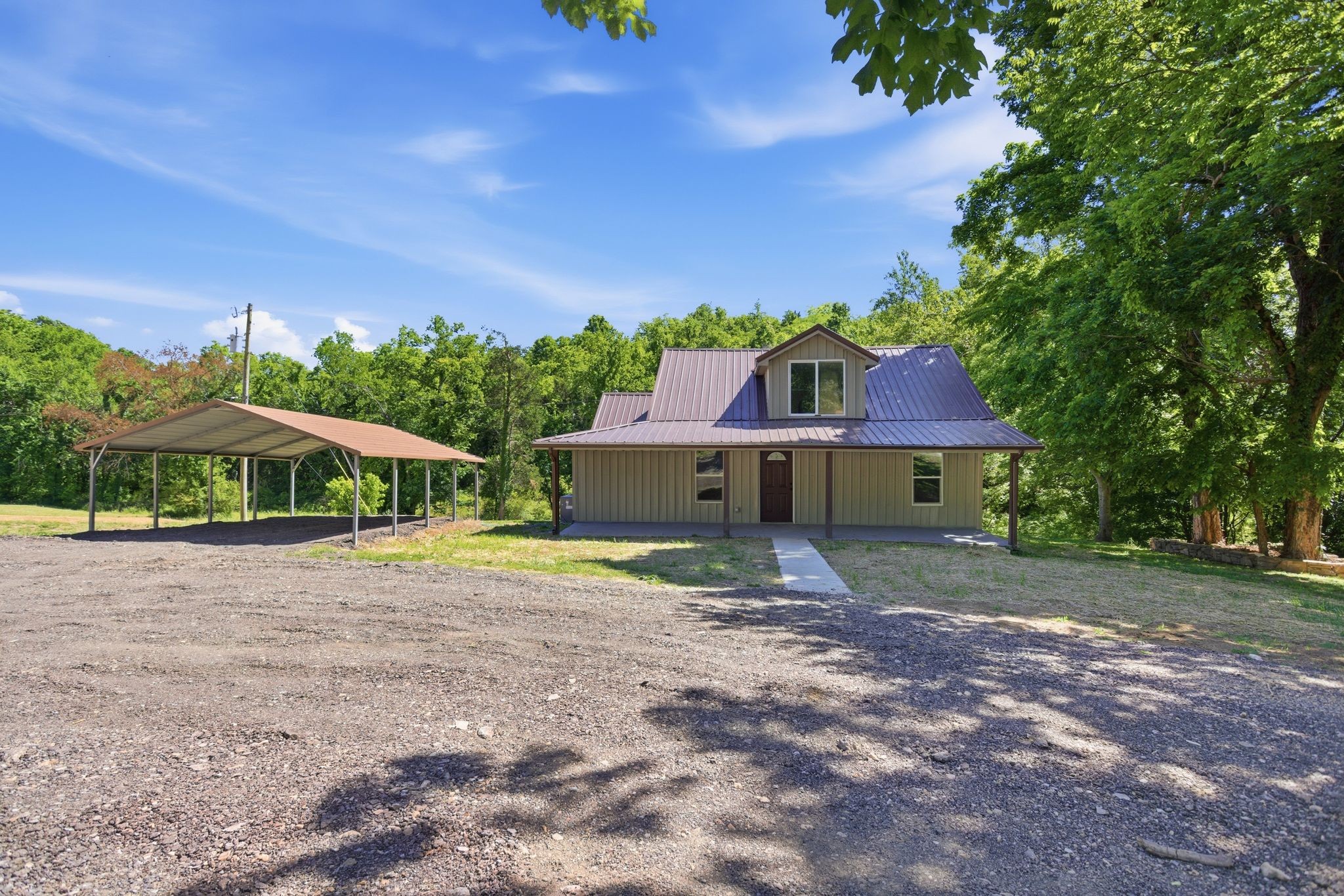 3542 Cecil Farm Road Mount Pleasant, TN 38474 - Photo 2 of 42