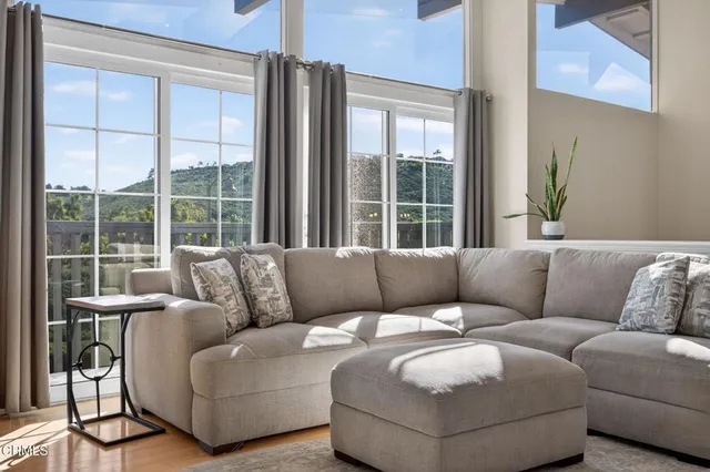 $1,275,000 | 1675 Calle Artigas, Thousand Oaks, CA 91360