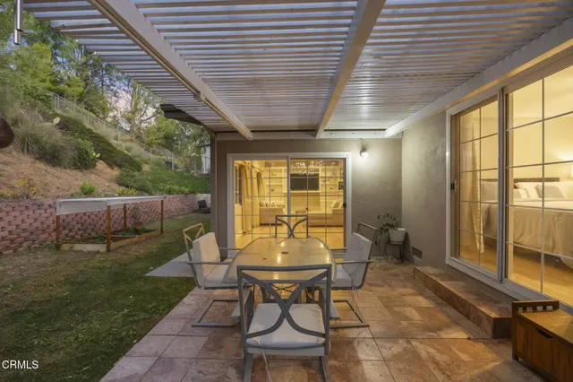 $1,275,000 | 1675 Calle Artigas, Thousand Oaks, CA 91360