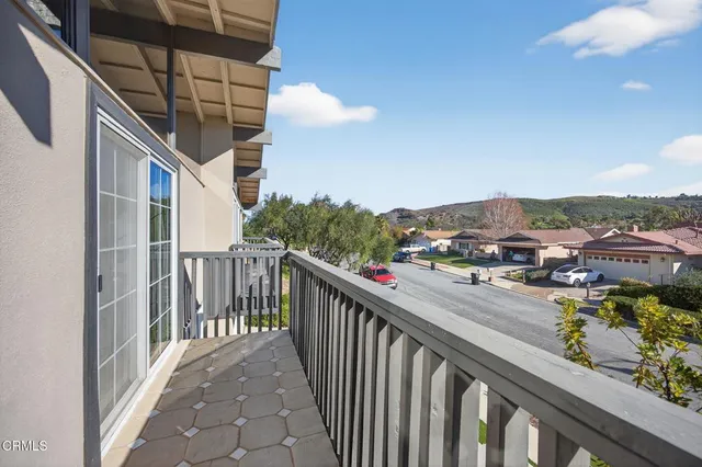 $1,275,000 | 1675 Calle Artigas, Thousand Oaks, CA 91360