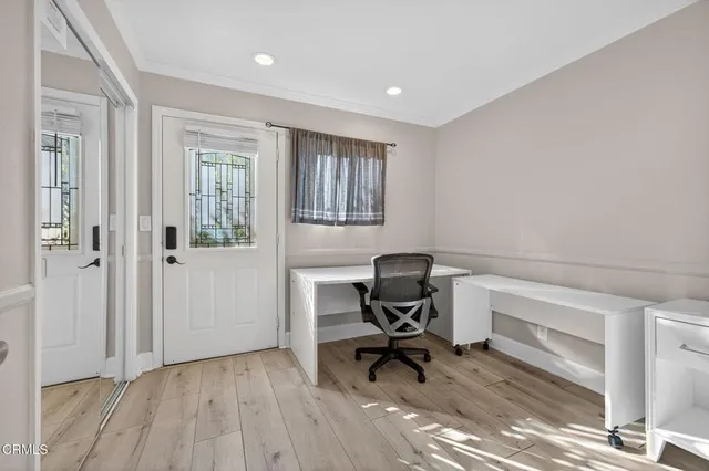 $1,275,000 | 1675 Calle Artigas, Thousand Oaks, CA 91360