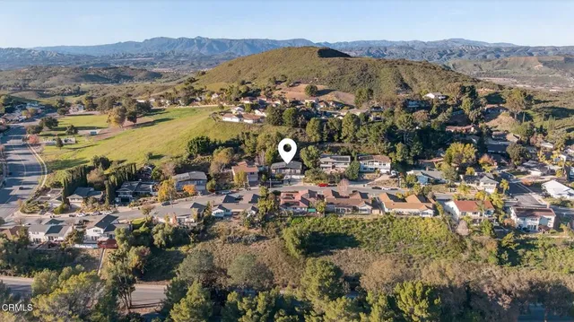 $1,275,000 | 1675 Calle Artigas, Thousand Oaks, CA 91360