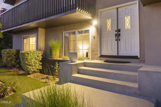 $1,275,000 | 1675 Calle Artigas, Thousand Oaks, CA 91360