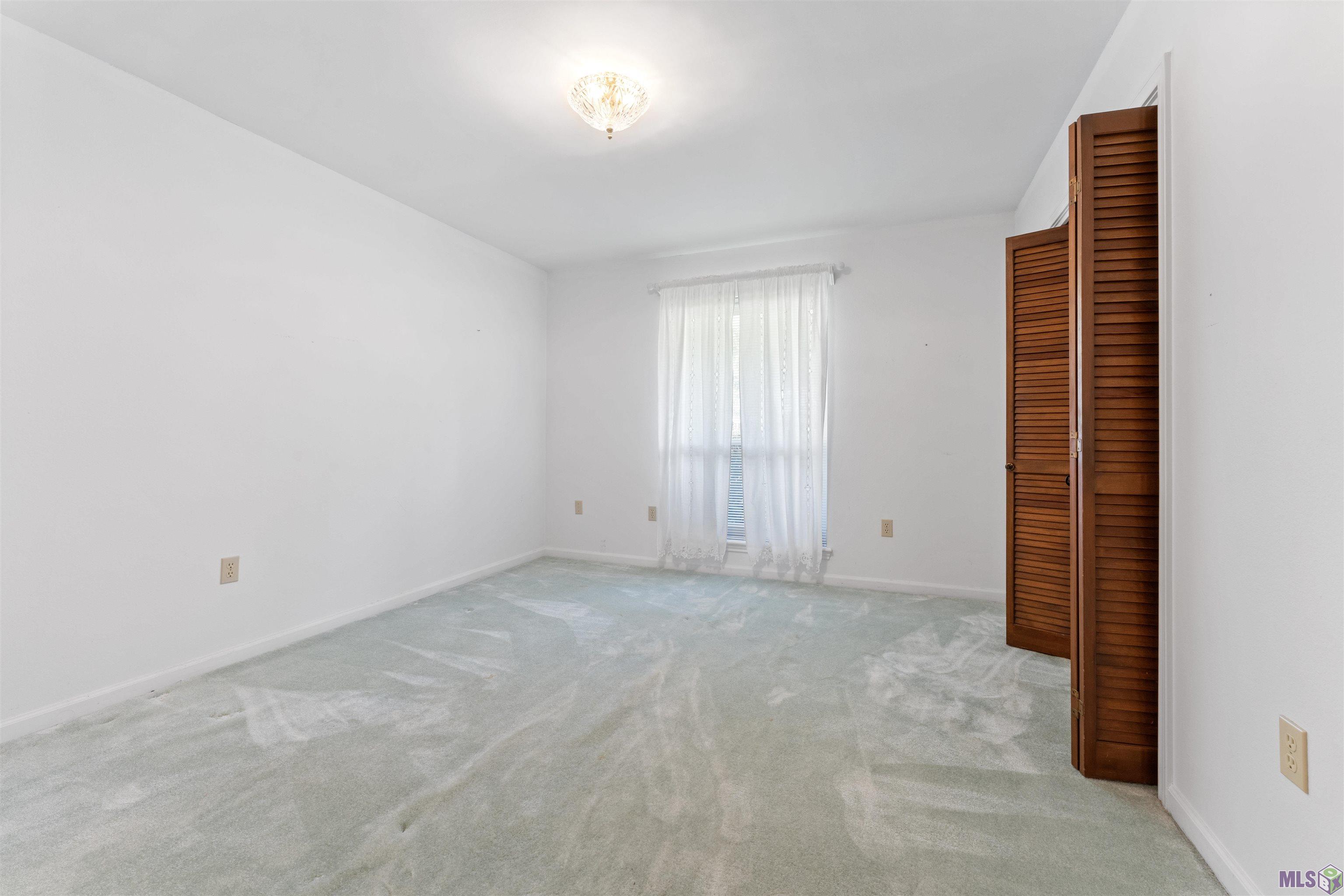 13949 Woodland Ridge Avenue Baton Rouge, LA 70816 - Photo 12 of 20 Gallery Image 12