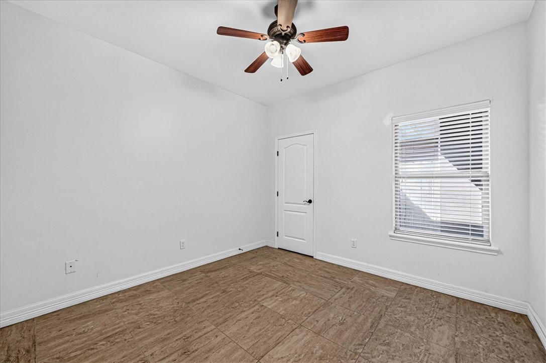 6934 Wooldridge Road, Unit G2 Corpus Christi, TX 78414 - Photo 27 of 35