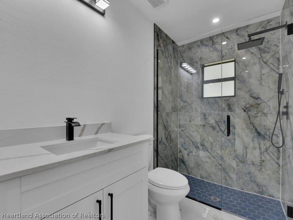 4747 24th Street Southwest Lehigh Acres, FL 33973 - Photo 16 of 35 Gallery Image 16
