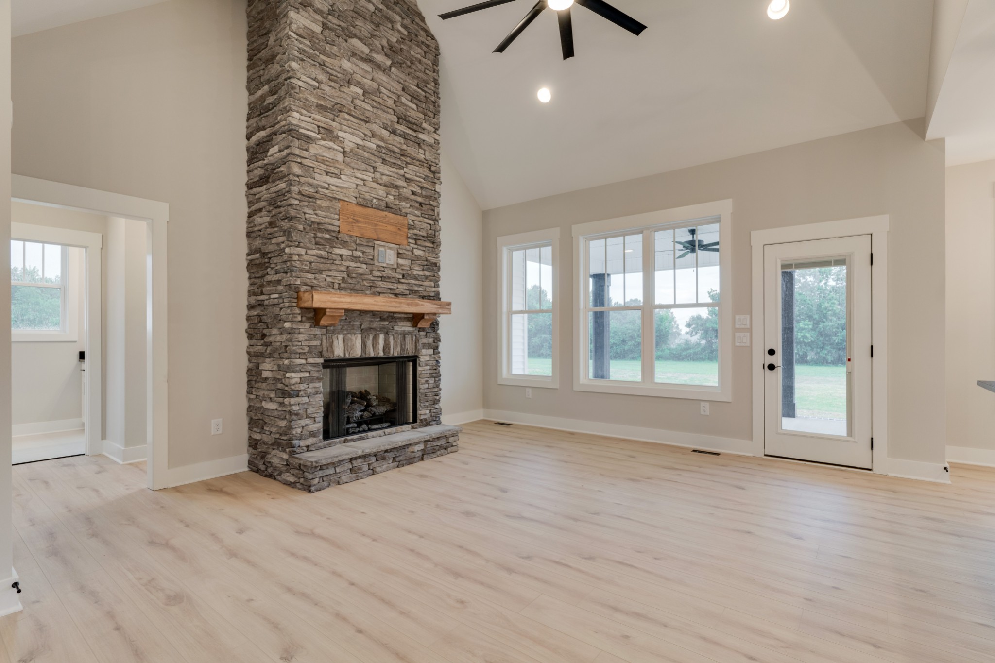 5054 Mt Zion Road Springfield, TN 37172 - Photo 9 of 33