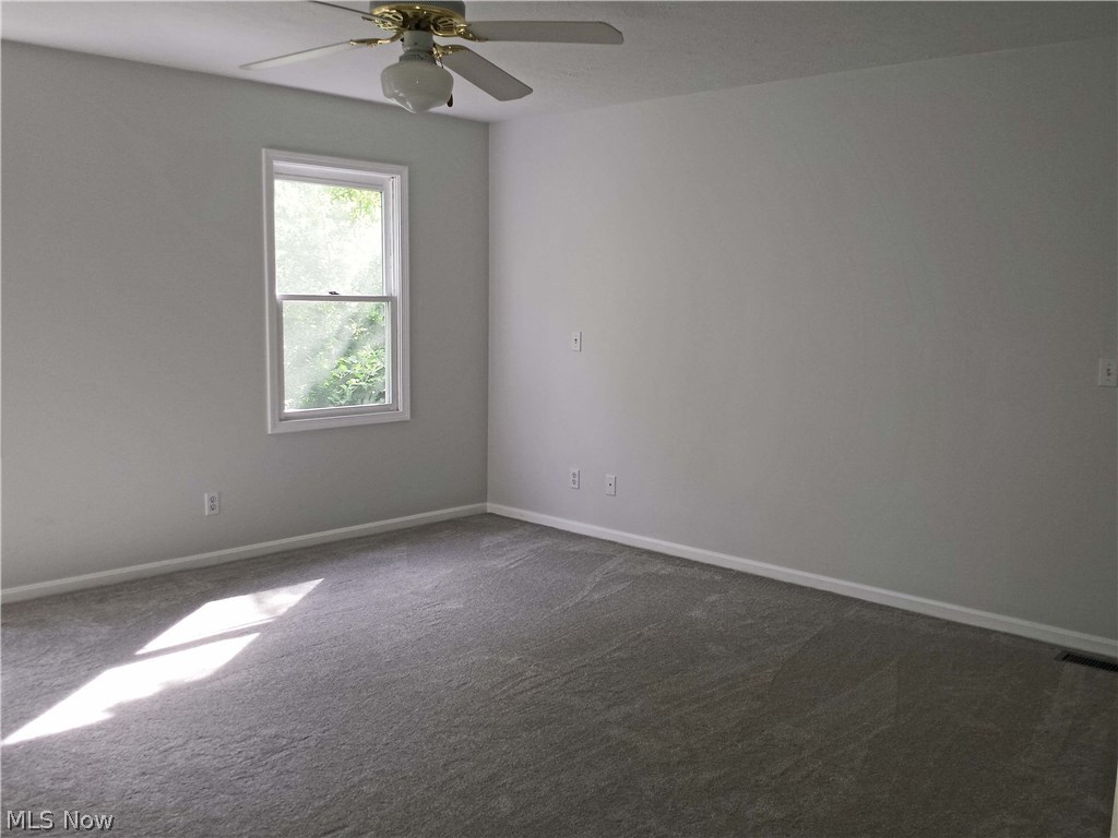 39650 Aurora Road Solon, OH 44139 - Photo 12 of 27 Master bedroom