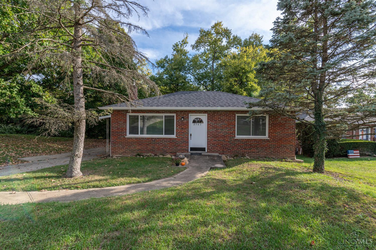 2361 East Galbraith Road Reading, OH 45237 - Photo 1 of 39