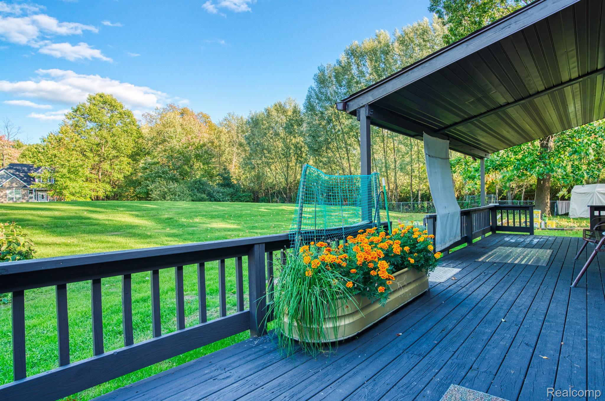 249 South Hughes Road Howell, MI 48843 - Photo 18 of 29 Gallery Image 18