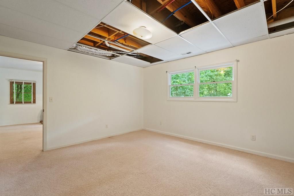 180 Picklesimer Road Highlands, NC 28741 - Photo 21 of 31 Gallery Image 21