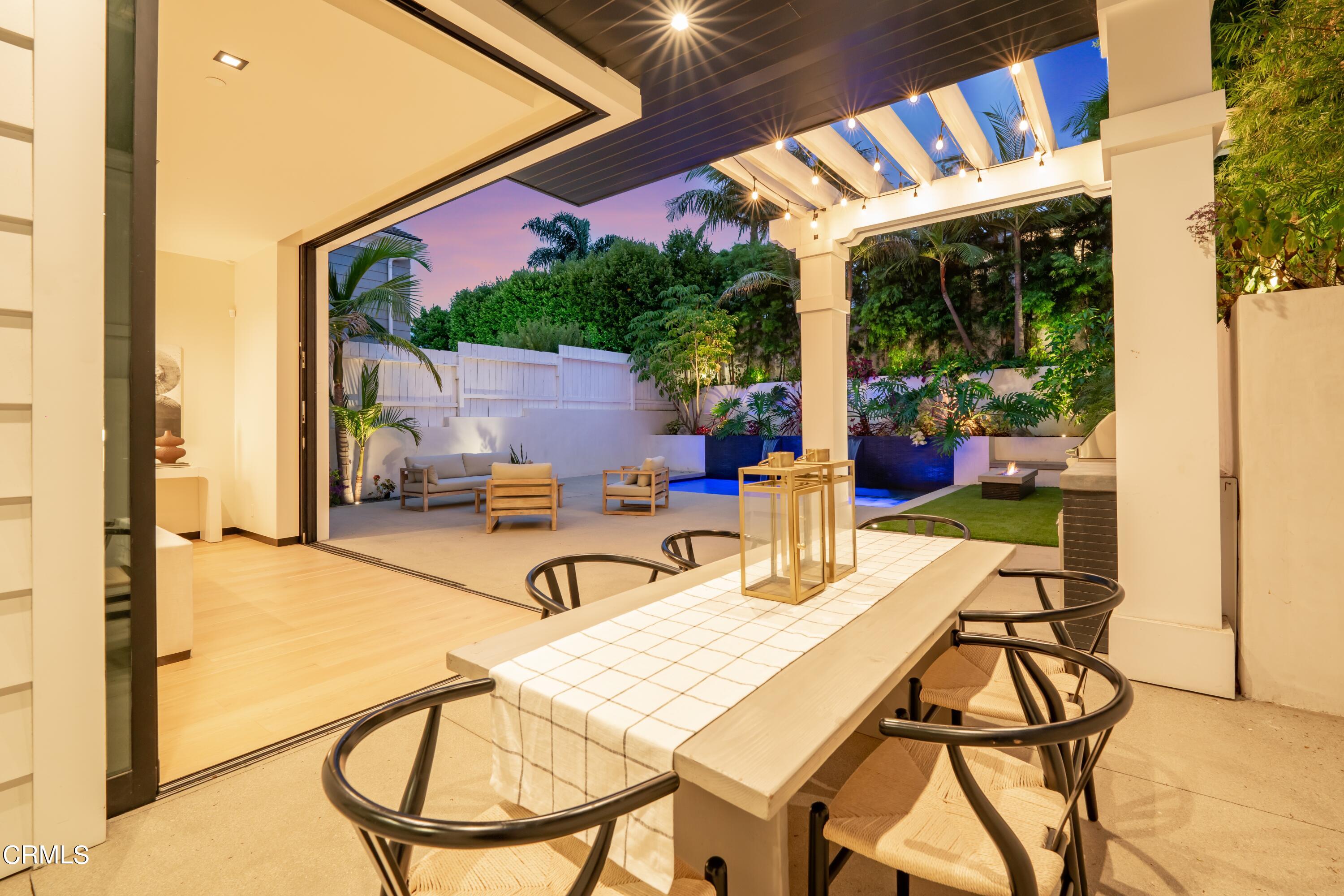 868 9th Street Manhattan Beach, CA 90266 - Photo 20 of 46 a outdoor space with a patio