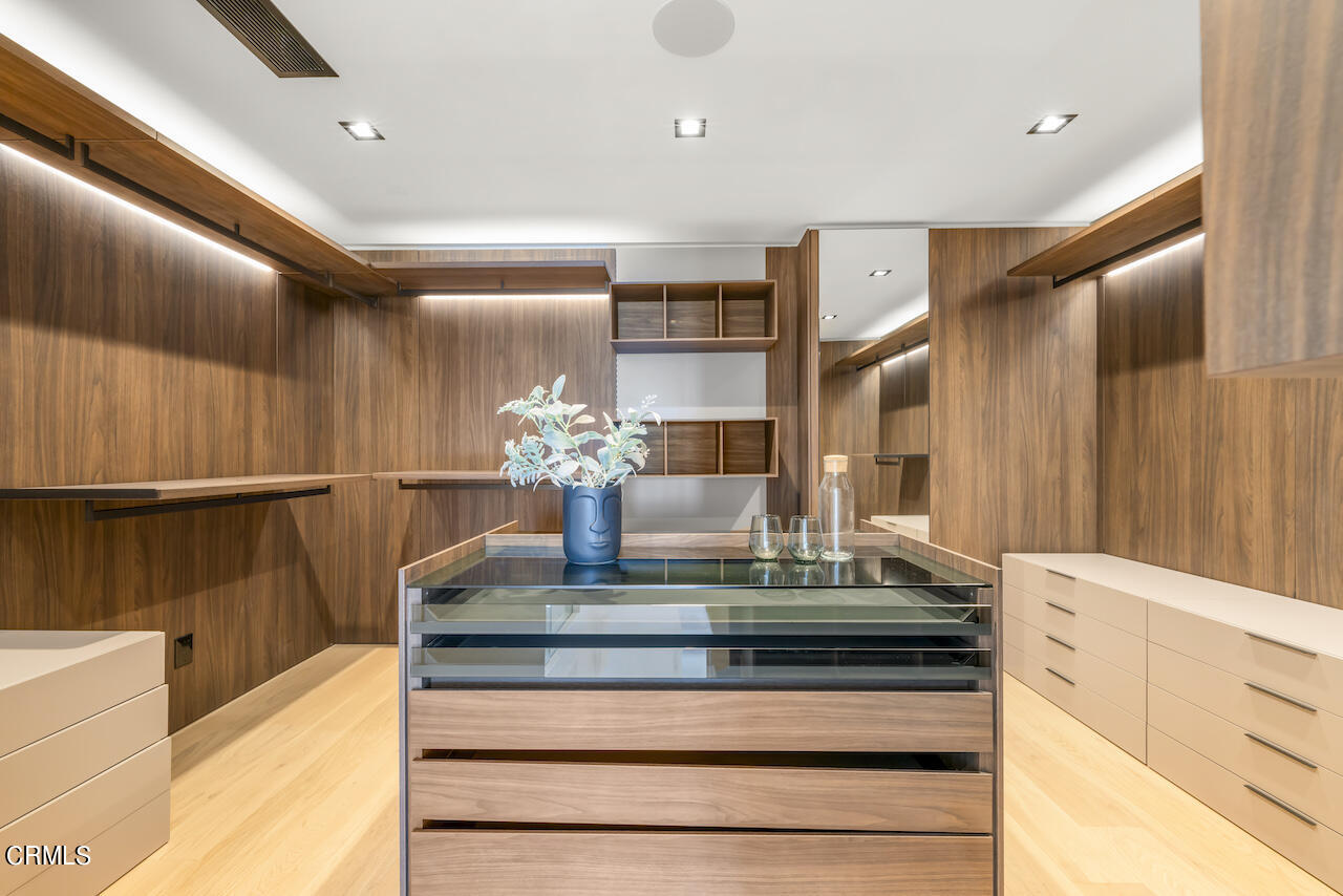 868 9th Street Manhattan Beach, CA 90266 - Photo 27 of 46 a bathroom with sink and mirror
