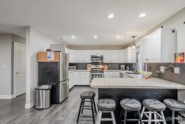 $550,000 | 250 Whittier Avenue, Dunellen, NJ 08812