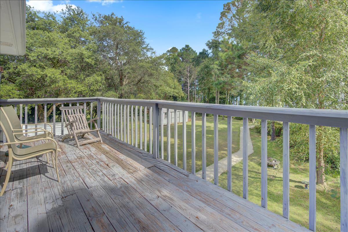 2919 Holley Point Road Navarre, FL 32566 - Photo 14 of 41 Gallery Image 14