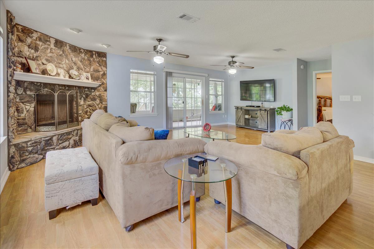2919 Holley Point Road Navarre, FL 32566 - Photo 24 of 41 Gallery Image 24