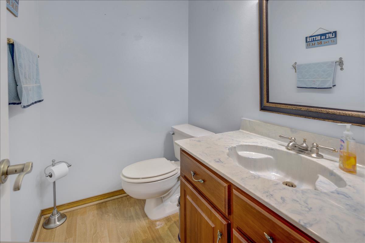 2919 Holley Point Road Navarre, FL 32566 - Photo 34 of 41 Gallery Image 34