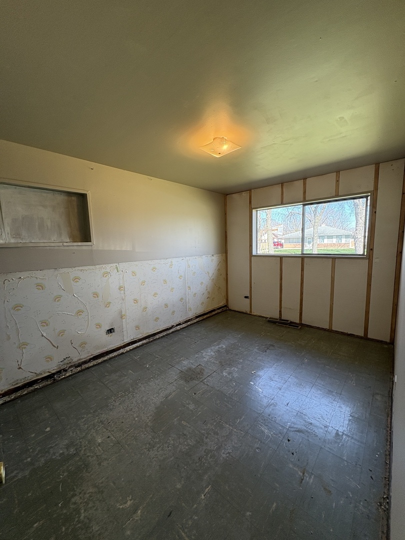 17226 Community Street Lansing, IL 60438 - Photo 10 of 24 a view of a garage