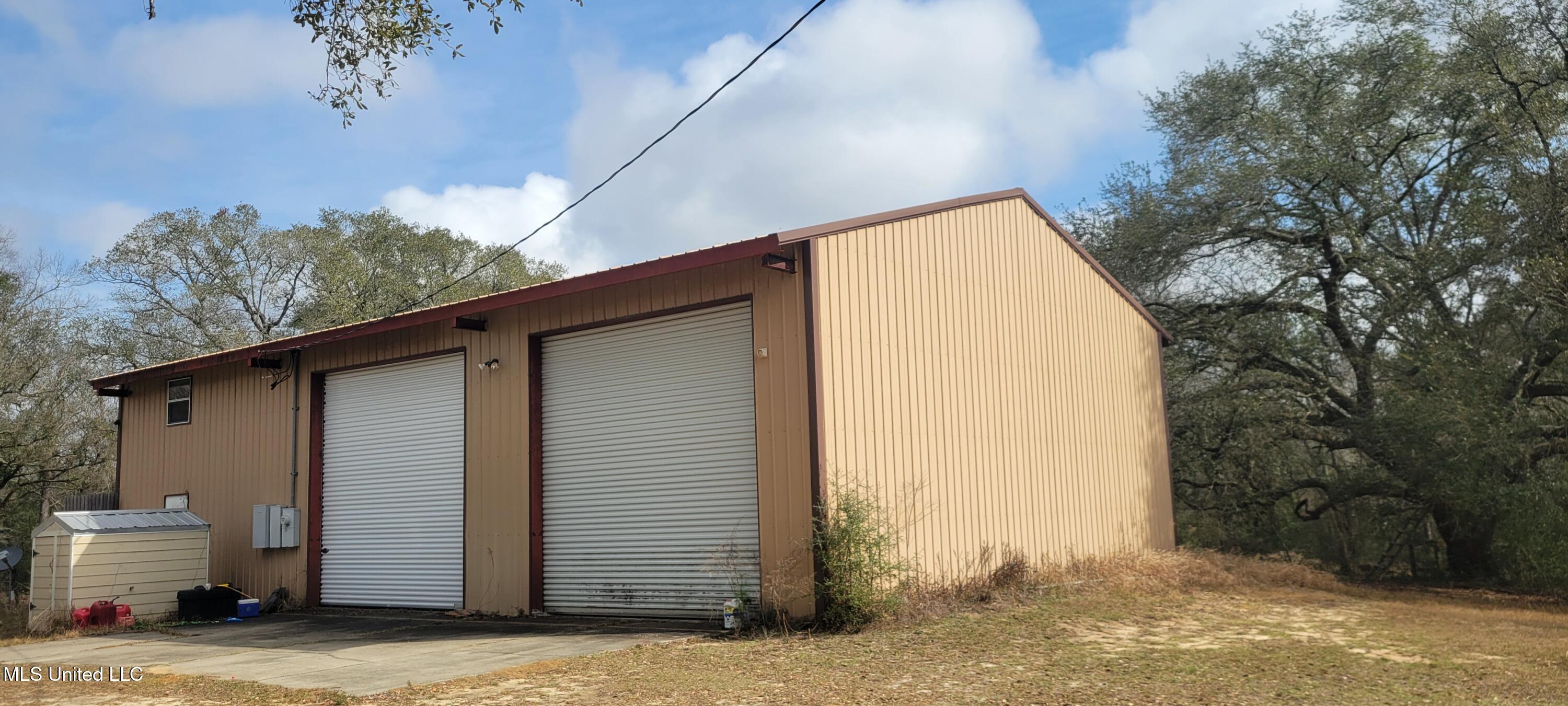 12174 Vidalia Road Pass Christian, MS 39571 - Photo 11 of 37 20250211_103400