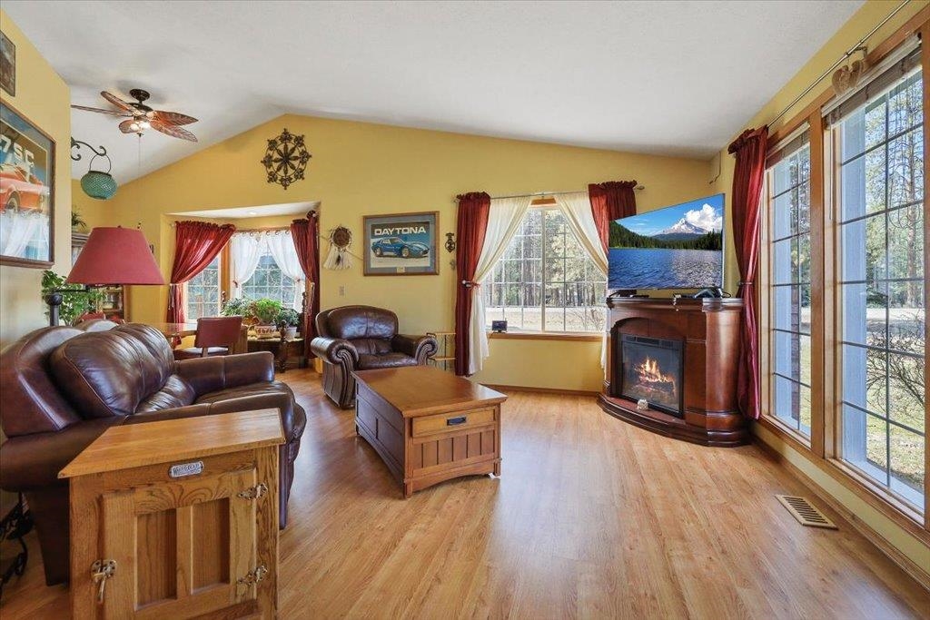 4312 East Singletree Avenue Colbert, WA 99005 - Photo 4 of 44