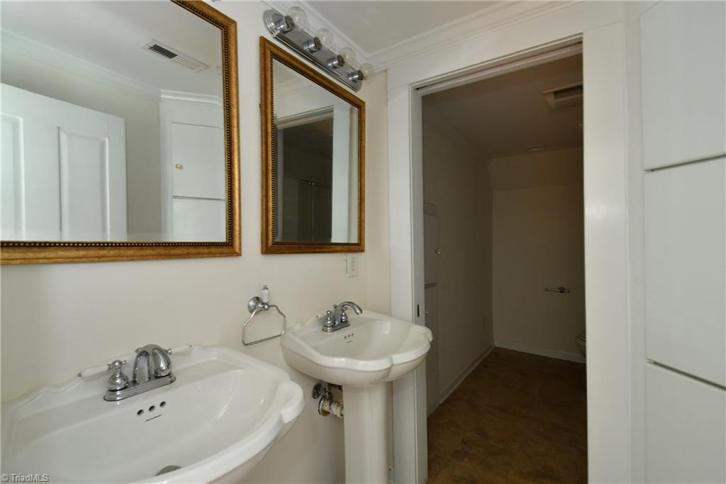 5010 Murray Road Winston-Salem, NC 27106 - Photo 14 of 24 Gallery Image 14