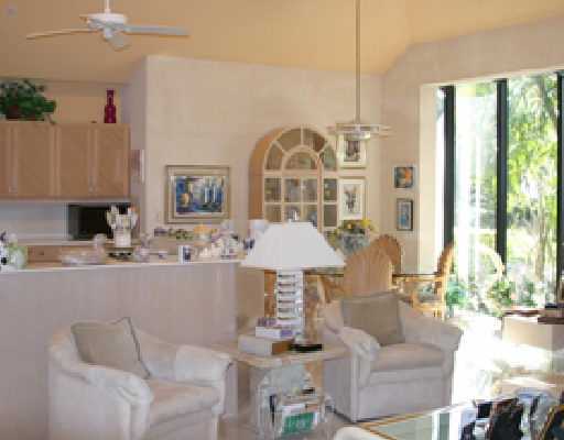 4611 Bocaire Boulevard Boca Raton, FL 33487 - Photo 3 of 11 Additional Photo