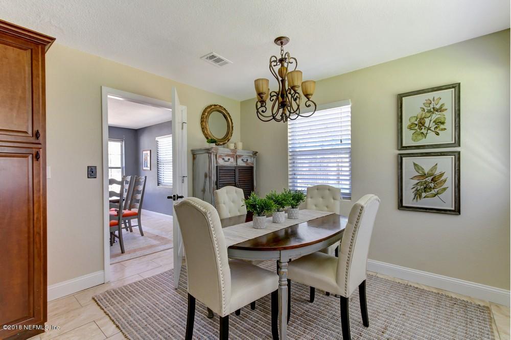 6618 West Fincannon Road Jacksonville, FL 32277 - Photo 9 of 38 Rave Home staging in jacksonville fl (8)
