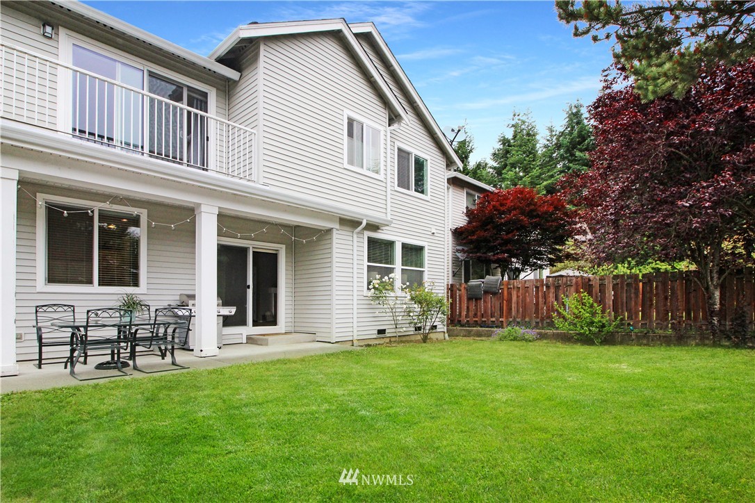 28082 Maple Ridge Way Southeast Maple Valley, WA 98038 - Photo 21 of 24