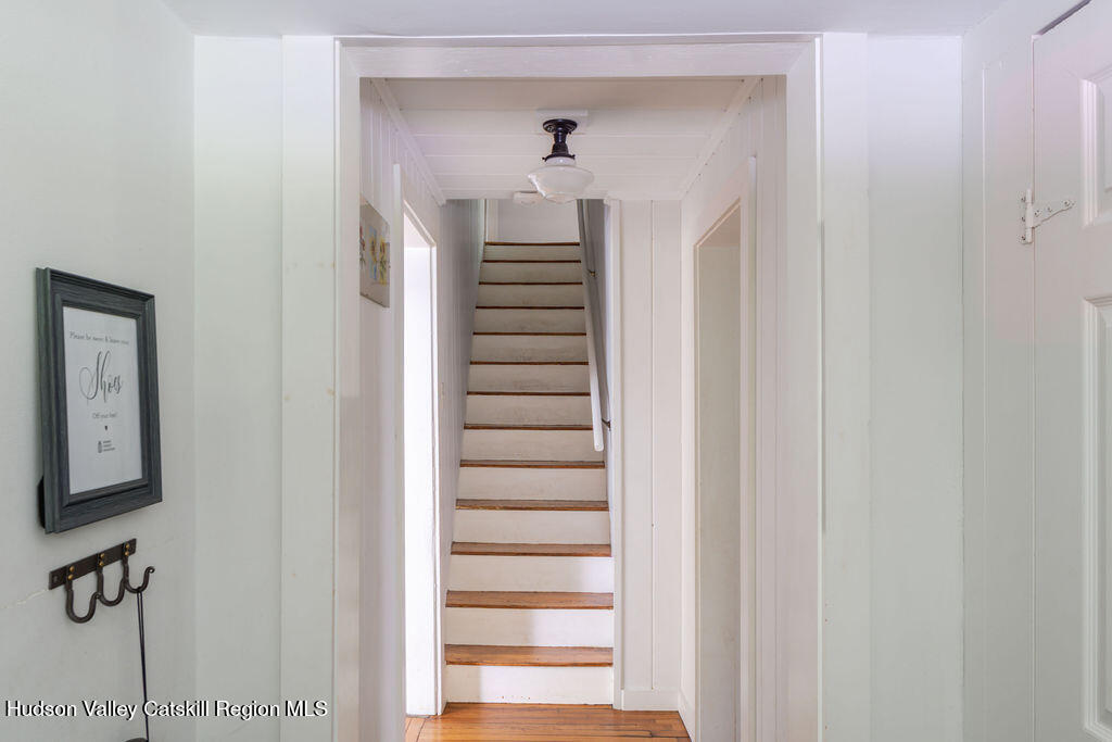 347 Hickory Bush Road Kingston, NY 12401 - Photo 22 of 44 a view of hallway with stairs
