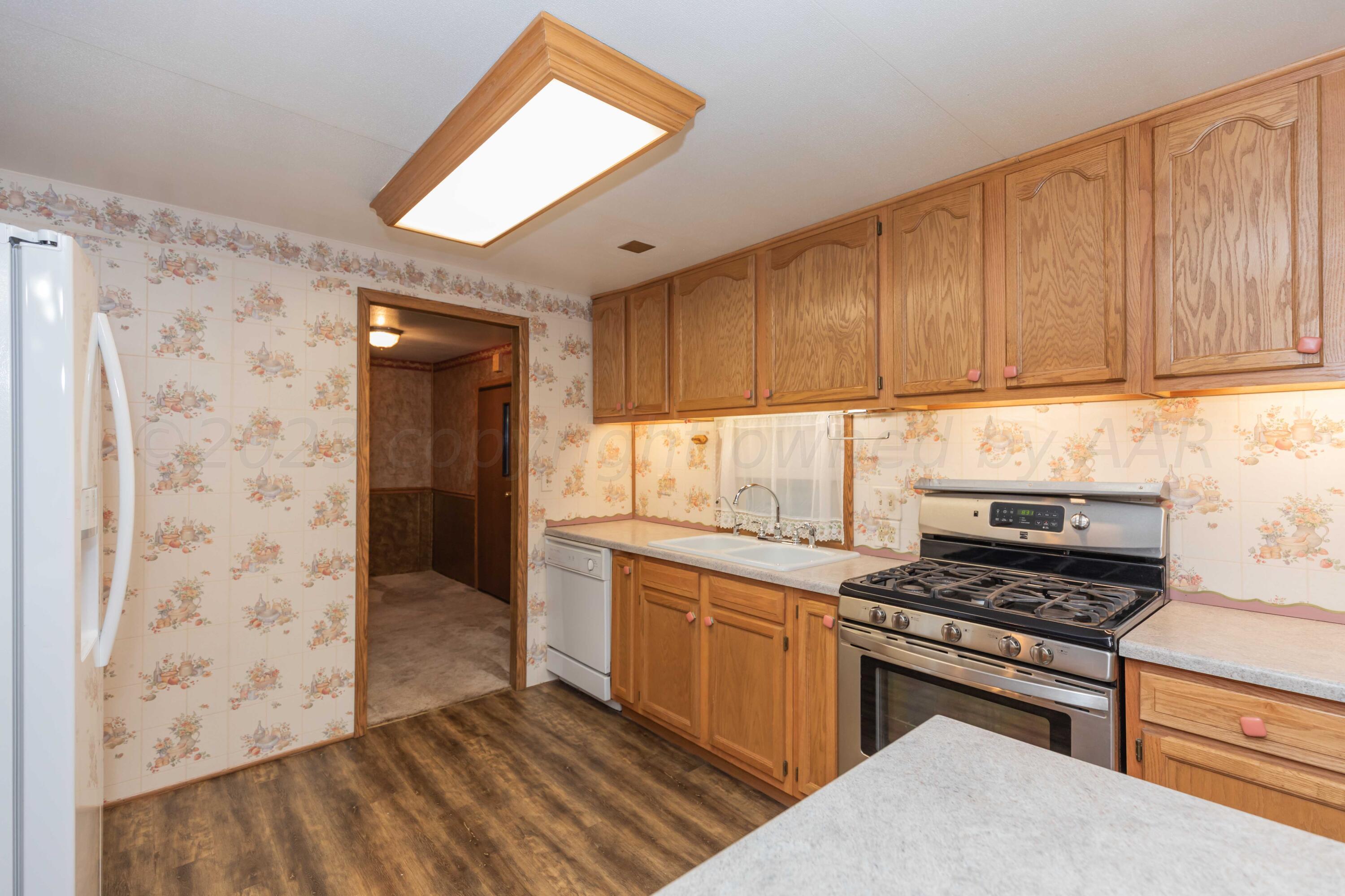 15700 Cavin Road Amarillo, TX 79119 - Photo 12 of 54 KITCHEN VIEW 1