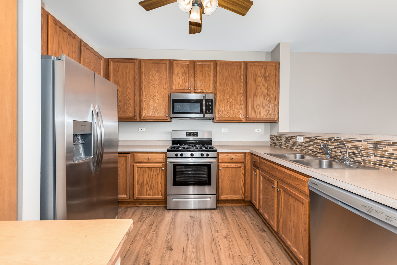 2544 Golf Ridge Circle Naperville, IL 60563 - Photo 8 of 25
