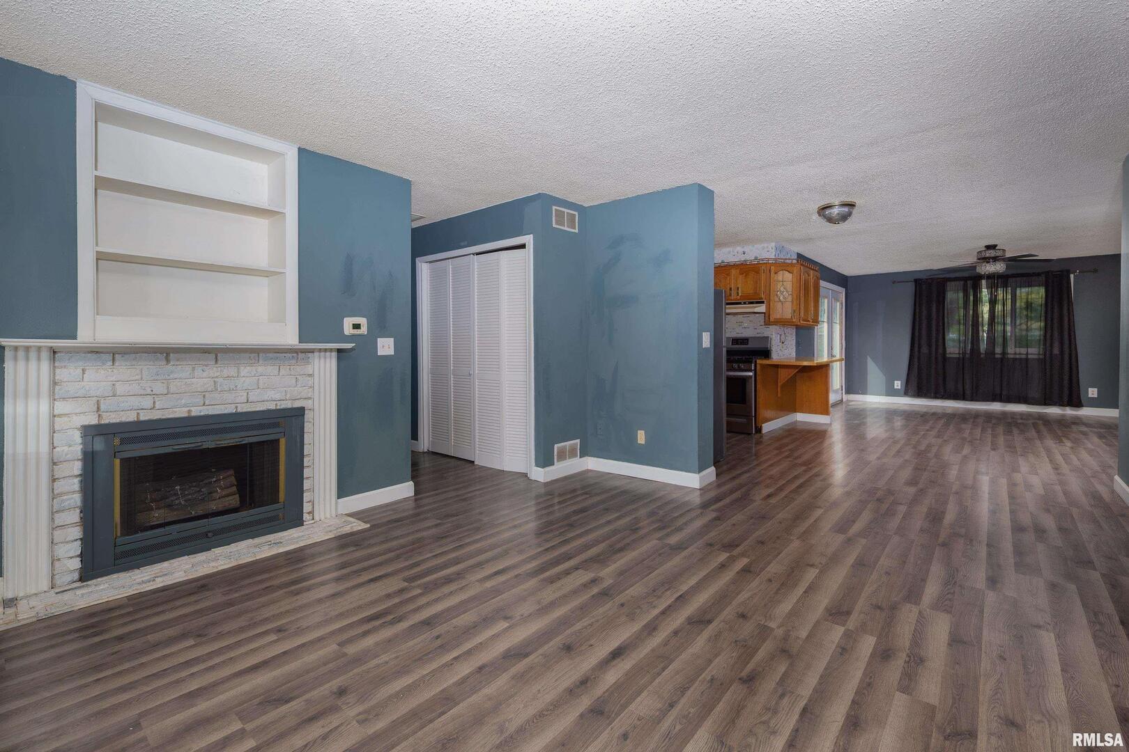 3823 15th Street Moline, IL 61265 - Photo 6 of 25