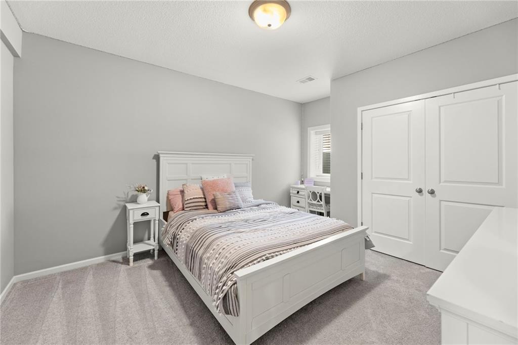 17418 South Raintree Drive Olathe, KS 66062 - Photo 33 of 47