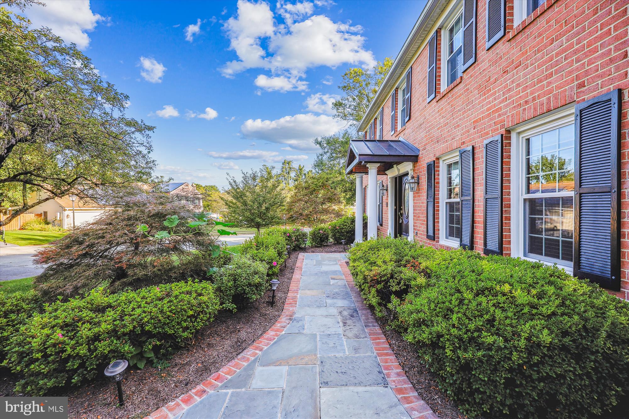 12 Thorburn Road Gaithersburg, MD 20878 - Photo 3 of 4