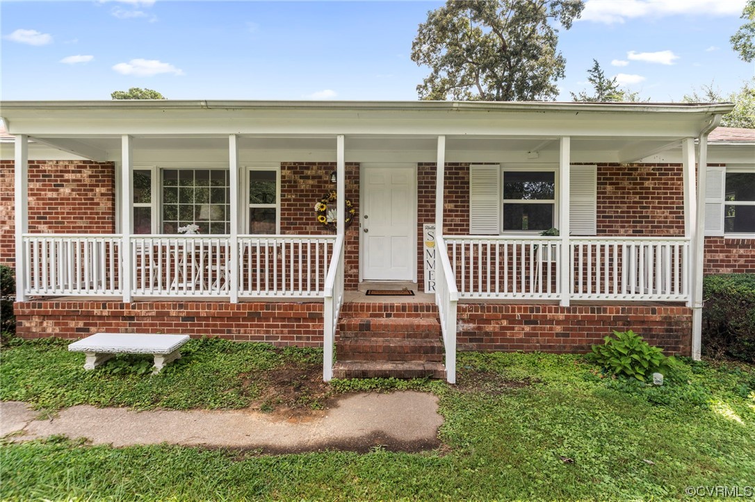 7515 Cotfield Road Richmond, VA 23237 - Photo 4 of 24 Gallery Image 4