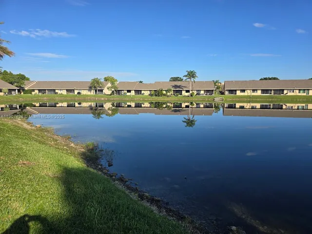 $350,000 | Westwood, Tamarac, FL 33321