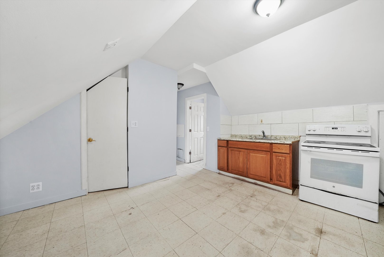 5014 South Paulina Street Chicago, IL 60609 - Photo 29 of 38 a view of a kitchen with a sink